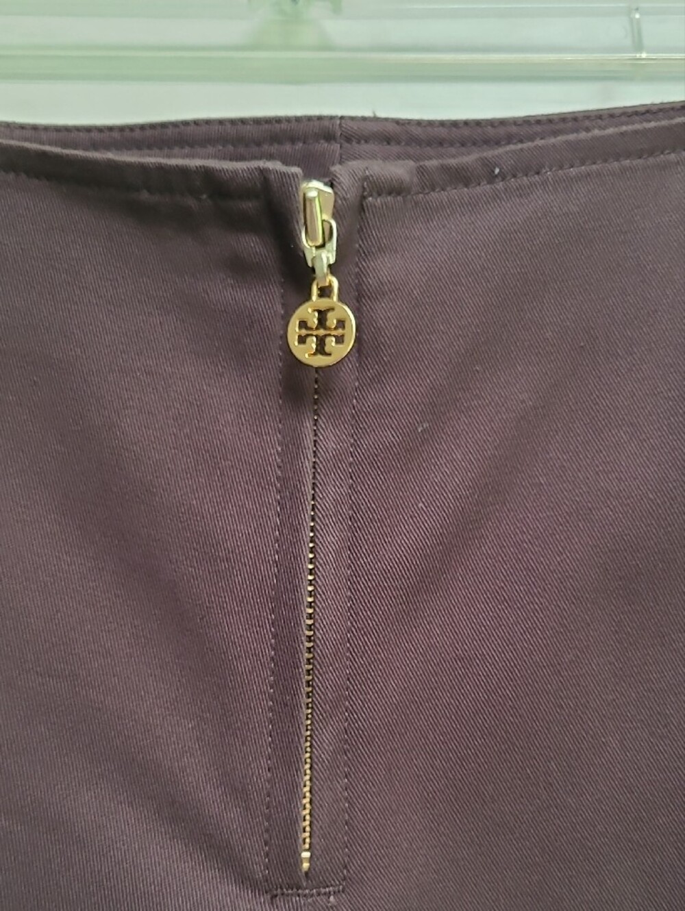 Tory Burch Brown Cropped Ankle Pants with Gold Logo Zipper Pull, size 10 - Picture 2 of 12